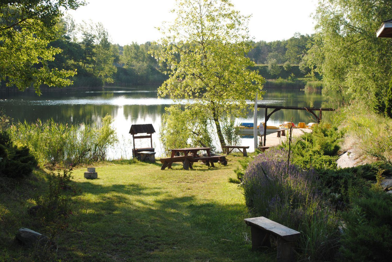 Forteca, Pokoje Goscinne Nad Stawem Dzierzoniow Exterior photo